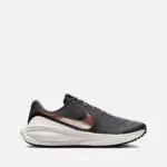 NIKE REVOLUTION 8